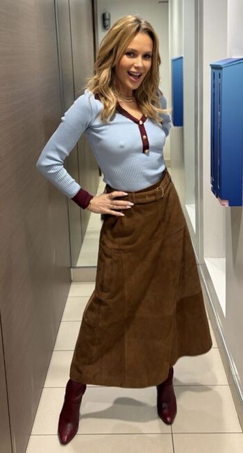 Amanda holden  page leaked photo video viral