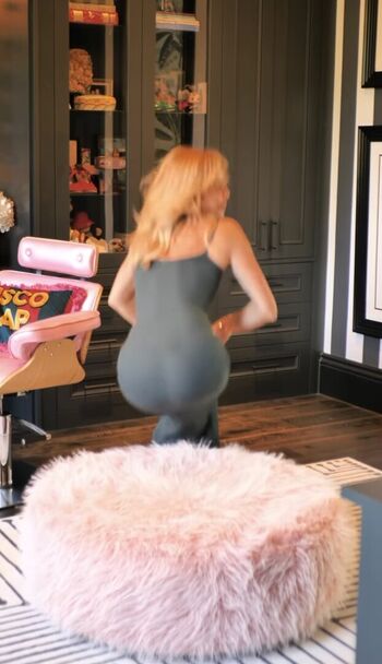 Full leaked Amanda holden private onlyfans photo
