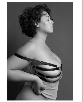 Full leaked Amandine chat hiboux private onlyfans photo