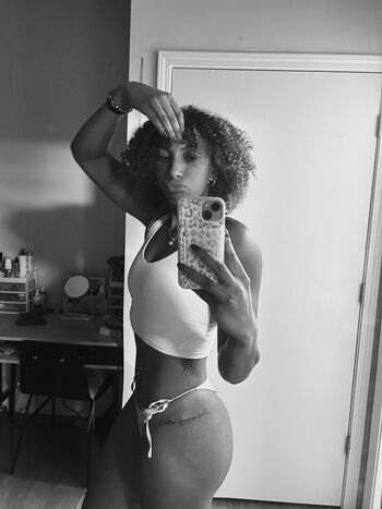 Full leaked Amani herring page private onlyfans photo
