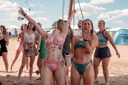 Full leaked Amateur candid bikini pubes peeking private onlyfans photo