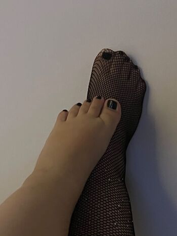 Amateur Foot Fetish Content