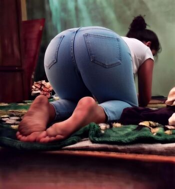 Amateur Foot Fetish Content