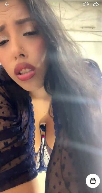 Full leaked Amateur streamers page private onlyfans photo