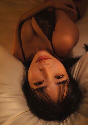 Amau Kisumi 天羽希純