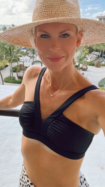 Full leaked Amazon reviews private onlyfans photo