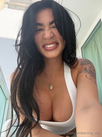Full leaked Amber marie private onlyfans photo