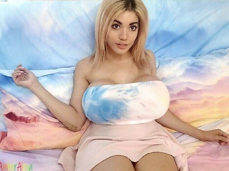 Full leaked Amberalenaxxx private onlyfans photo