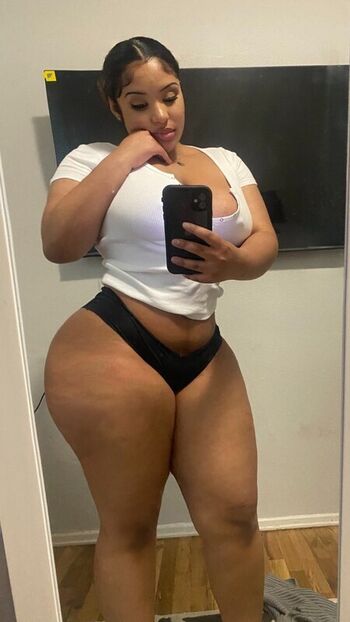 Full leaked Ameirah private onlyfans photo