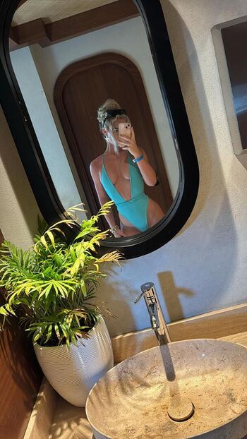 Full leaked Amelia bell page private onlyfans photo