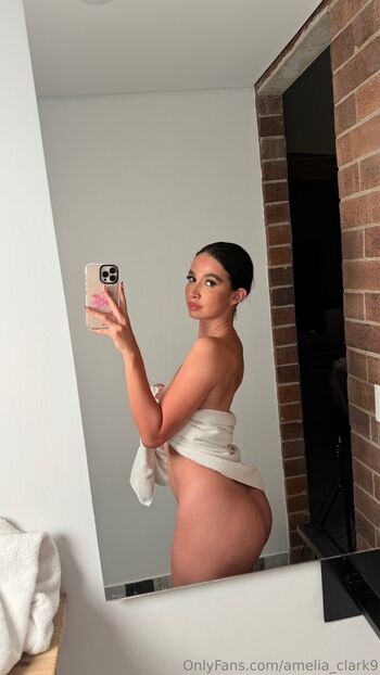 amelia_clark9