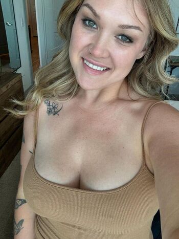 Full leaked Amelia hart private onlyfans photo