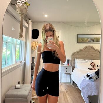 Full leaked Ameliapelto private onlyfans photo