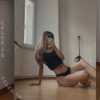 Full leaked Amelie kollek private onlyfans photo