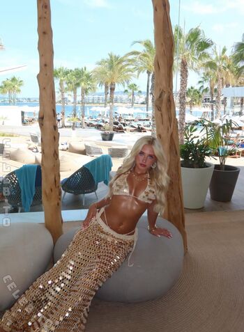Full leaked Ami charlize private onlyfans photo