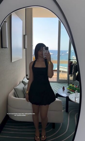 Full leaked Aminou private onlyfans photo