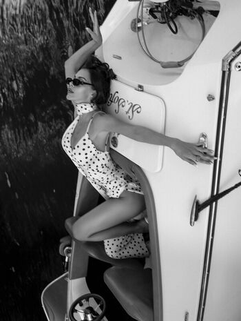 Full leaked Aminova inna page private onlyfans photo