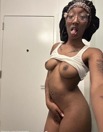 Amour Neveah