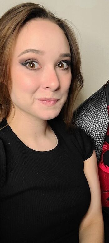 Full leaked Amykay asmr private onlyfans photo