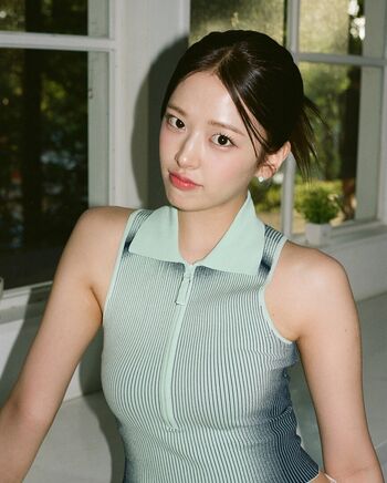 An Yujin 안유진 |