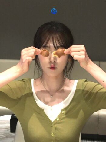 Full leaked An yujin private onlyfans photo