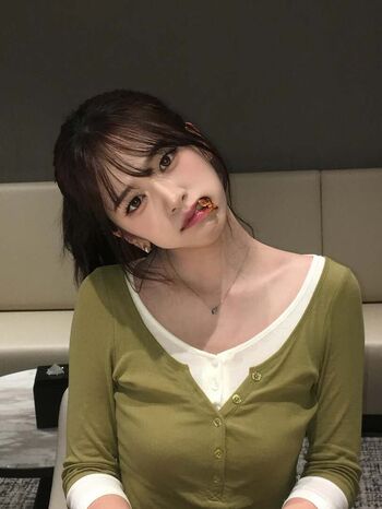 Full leaked An yujin private onlyfans photo
