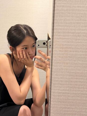An Yujin 안유진 |