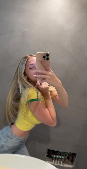 Anabel O'halloran