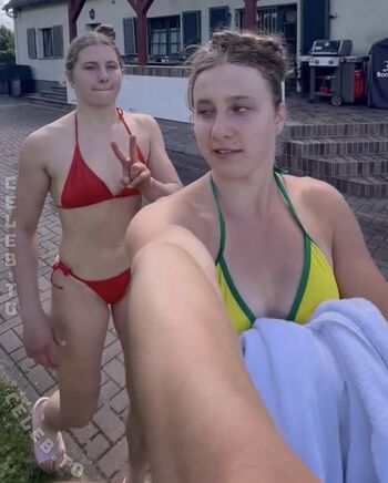 Full leaked Anabel und maria glocker private onlyfans photo