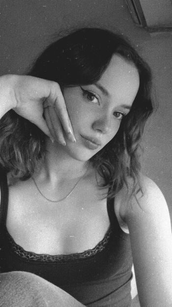 Full leaked Analiagrc private onlyfans photo