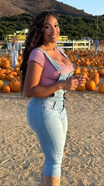 Full leaked Anansa sims private onlyfans photo