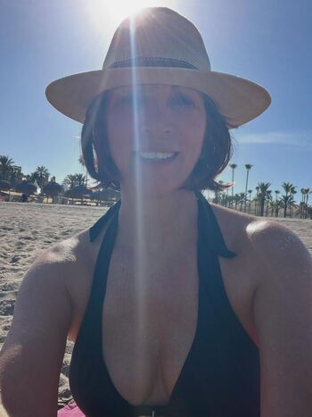 Andrea Mclean