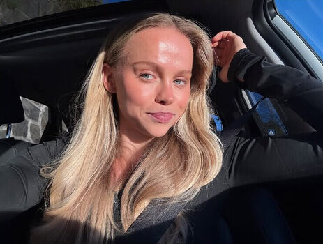 Full leaked Andrea rooth private onlyfans photo