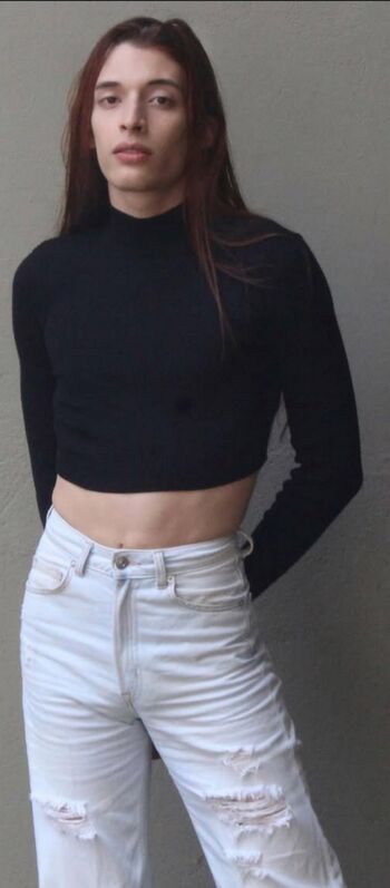 Full leaked Androgynoux boy private onlyfans photo