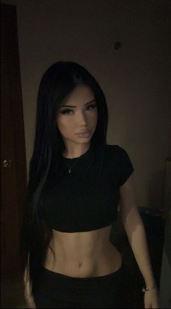 Full leaked Aneylyverst private onlyfans photo