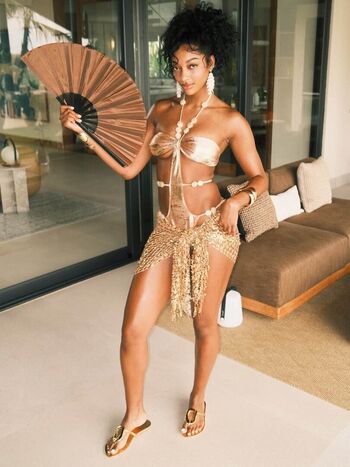 Full leaked Angel reese page private onlyfans photo