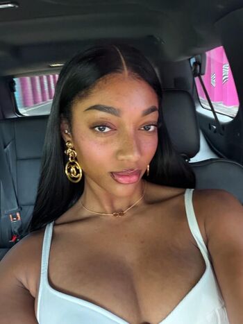 Full leaked Angel reese page private onlyfans photo