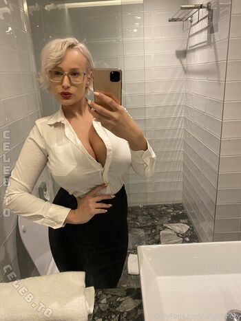 Full leaked Angel wicky page private onlyfans photo