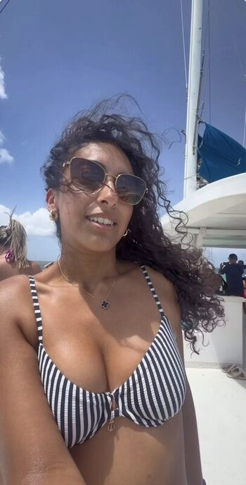Full leaked Angelaaaaguilarrr private onlyfans photo