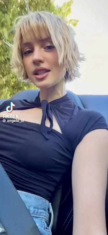 Full leaked Angele van laeken page private onlyfans photo
