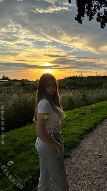 Full leaked Angelina dehlow page private onlyfans photo