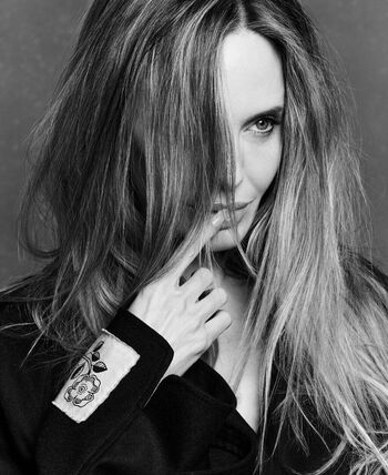 Full leaked Angelina jolie private onlyfans photo