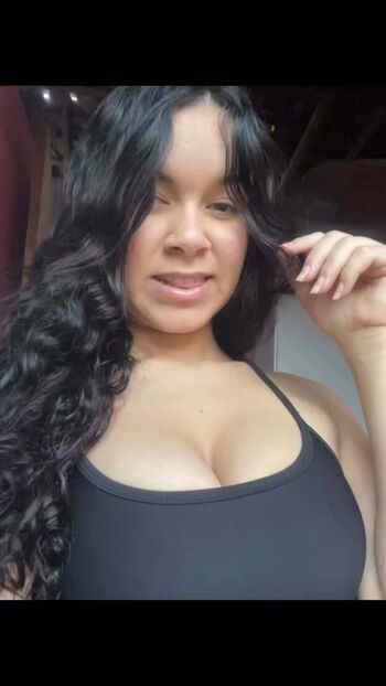 Full leaked Aninhaoficial private onlyfans photo
