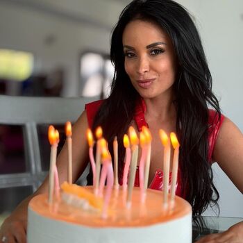 Anissa Kate