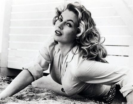 Full leaked Anita ekberg private onlyfans photo