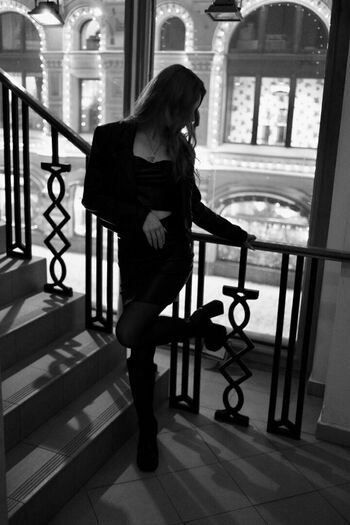 anita_raev