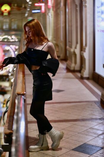 anita_raev