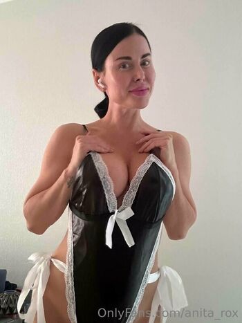 Full leaked Anita rox private onlyfans photo
