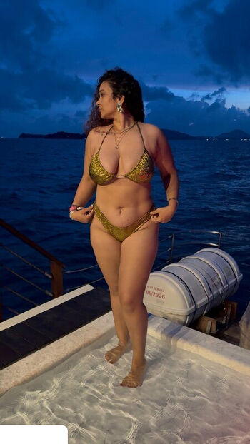 Full leaked Anjuthecurly private onlyfans photo