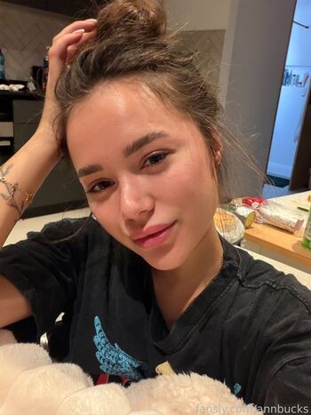 Full leaked Ann bucks private onlyfans photo